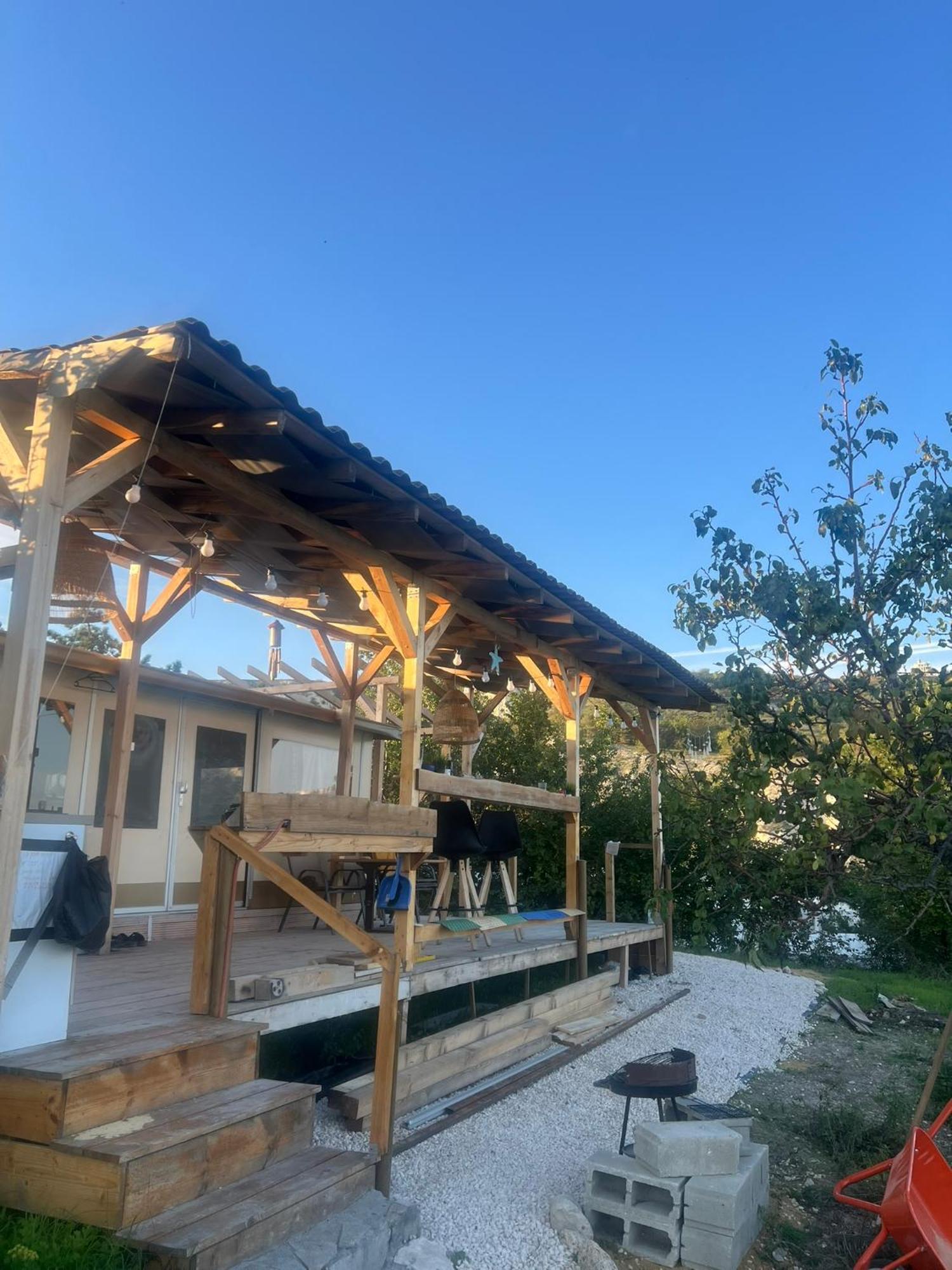 Karavana Tropicana Varna Esterno foto