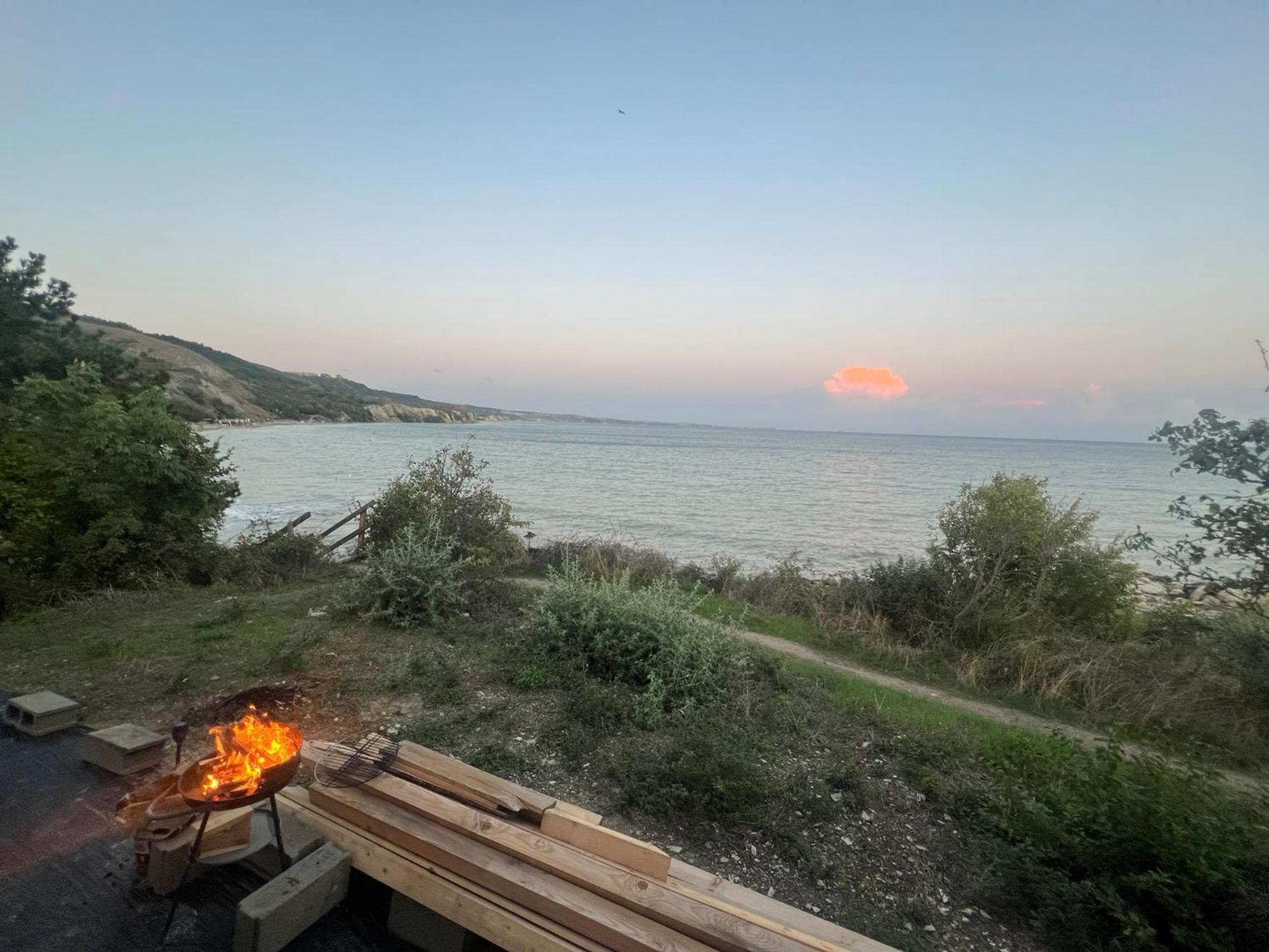 Karavana Tropicana Varna Esterno foto