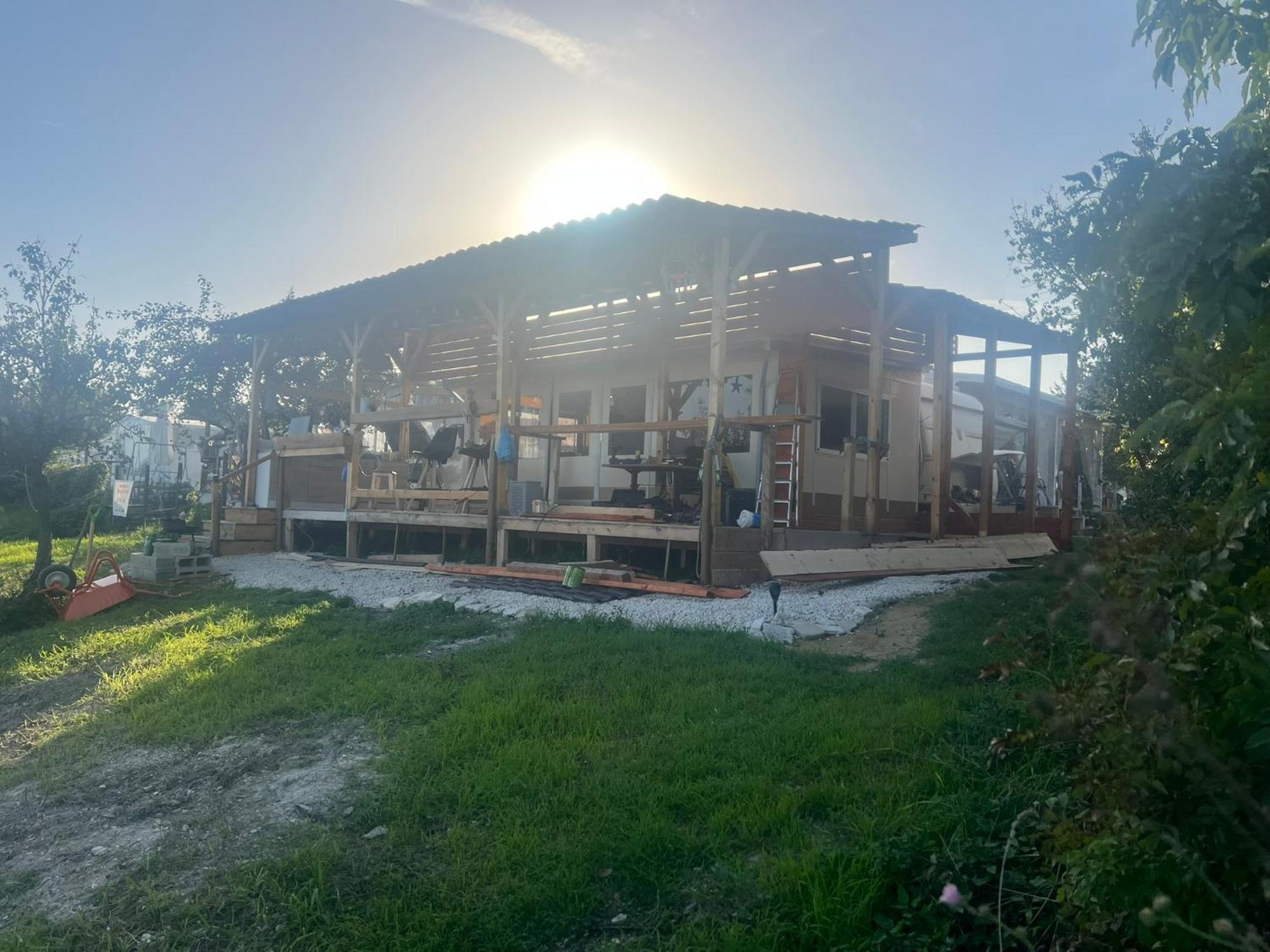 Karavana Tropicana Varna Esterno foto